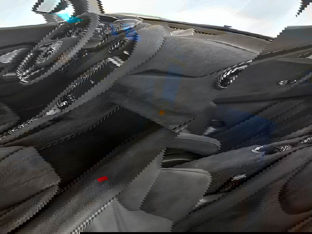 McLaren 750S Cabrio usata a Milano (14)