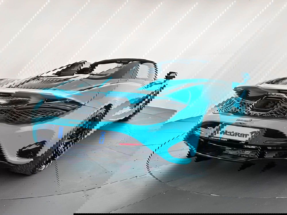 McLaren 750S Cabrio usata a Milano (8)