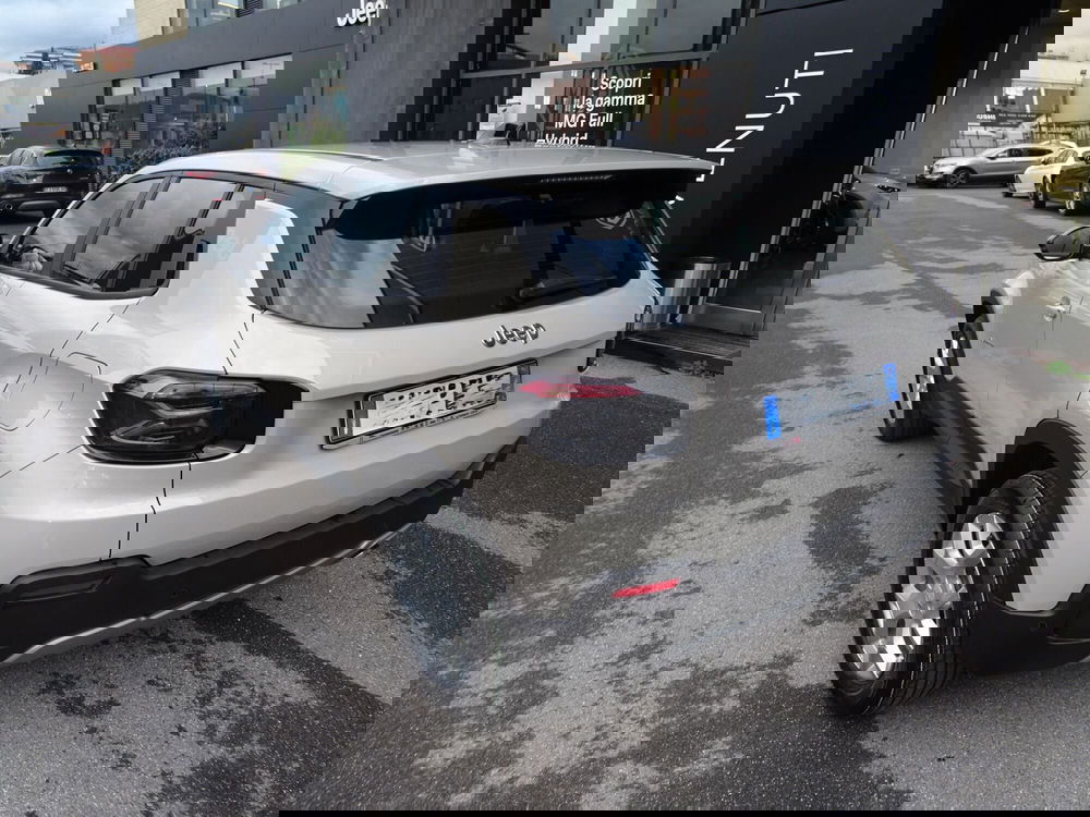 Jeep Avenger nuova a Lucca (3)