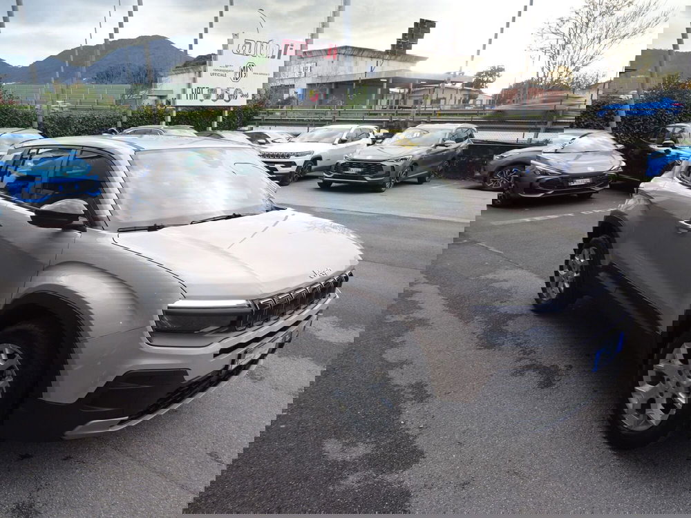 Jeep Avenger nuova a Lucca (5)