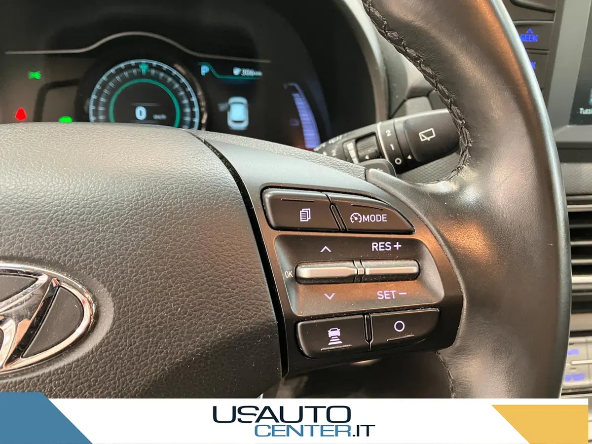 Hyundai Kona usata a Milano (11)