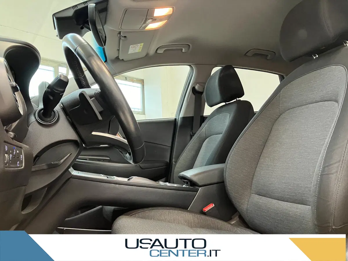 Hyundai Kona usata a Milano (8)