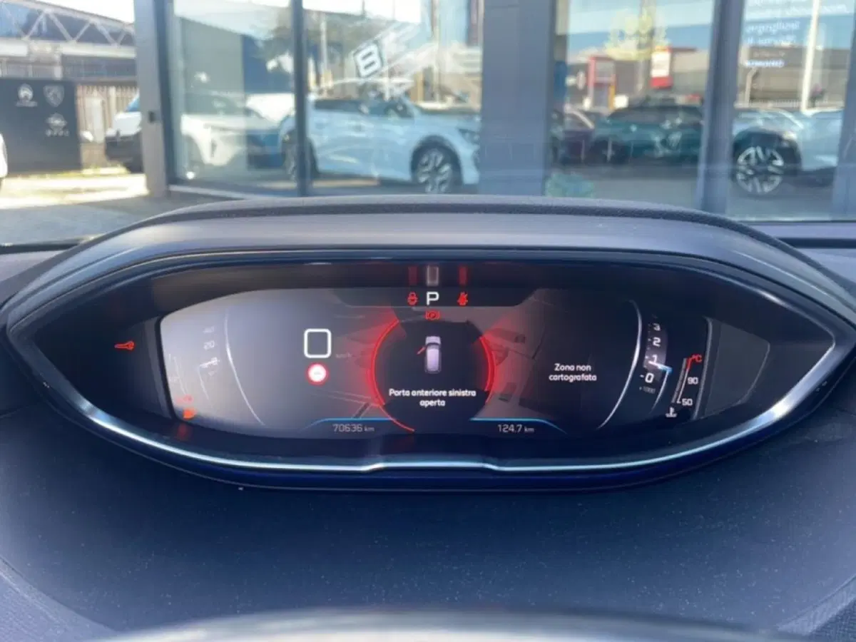 Peugeot 3008 usata a Foggia (13)