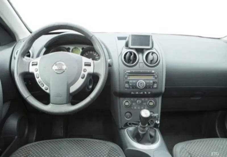 Nissan Qashqai usata a Cosenza (17)