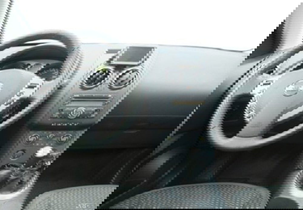Nissan Qashqai usata a Cosenza (17)