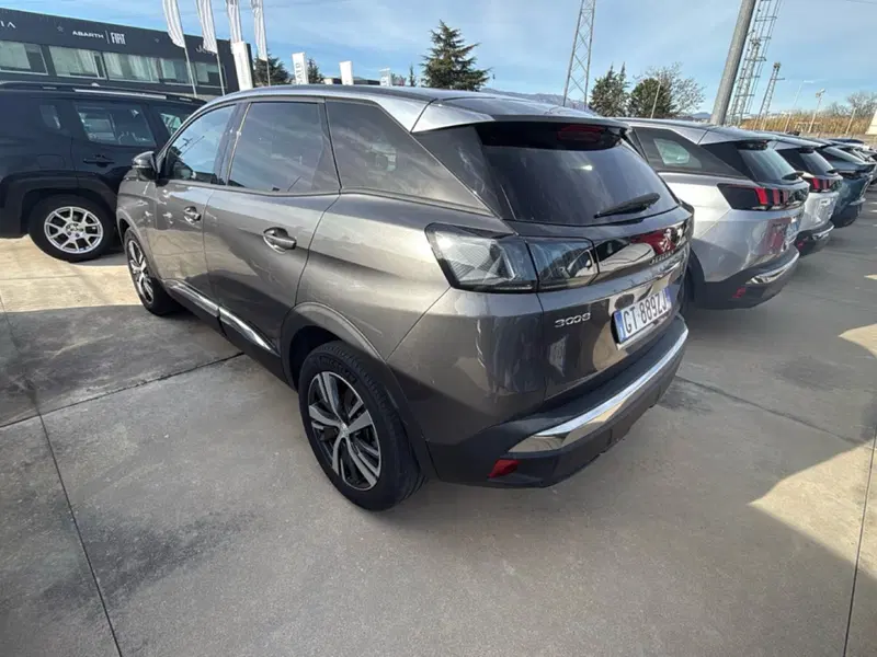 Peugeot 3008 usata a Cosenza (6)