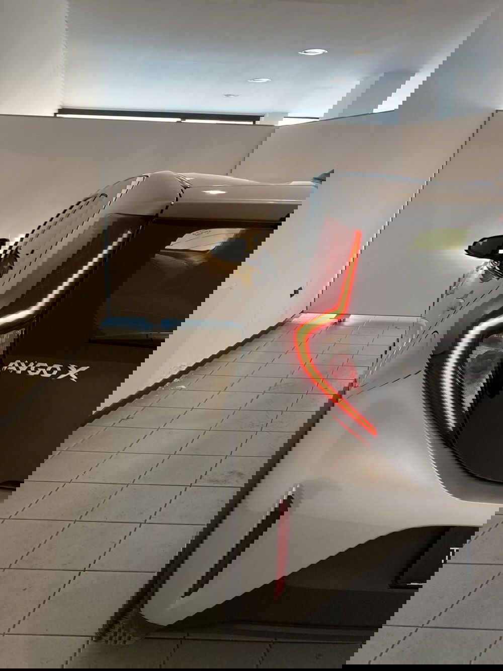 Toyota Aygo X usata a Barletta-Andria-Trani (19)