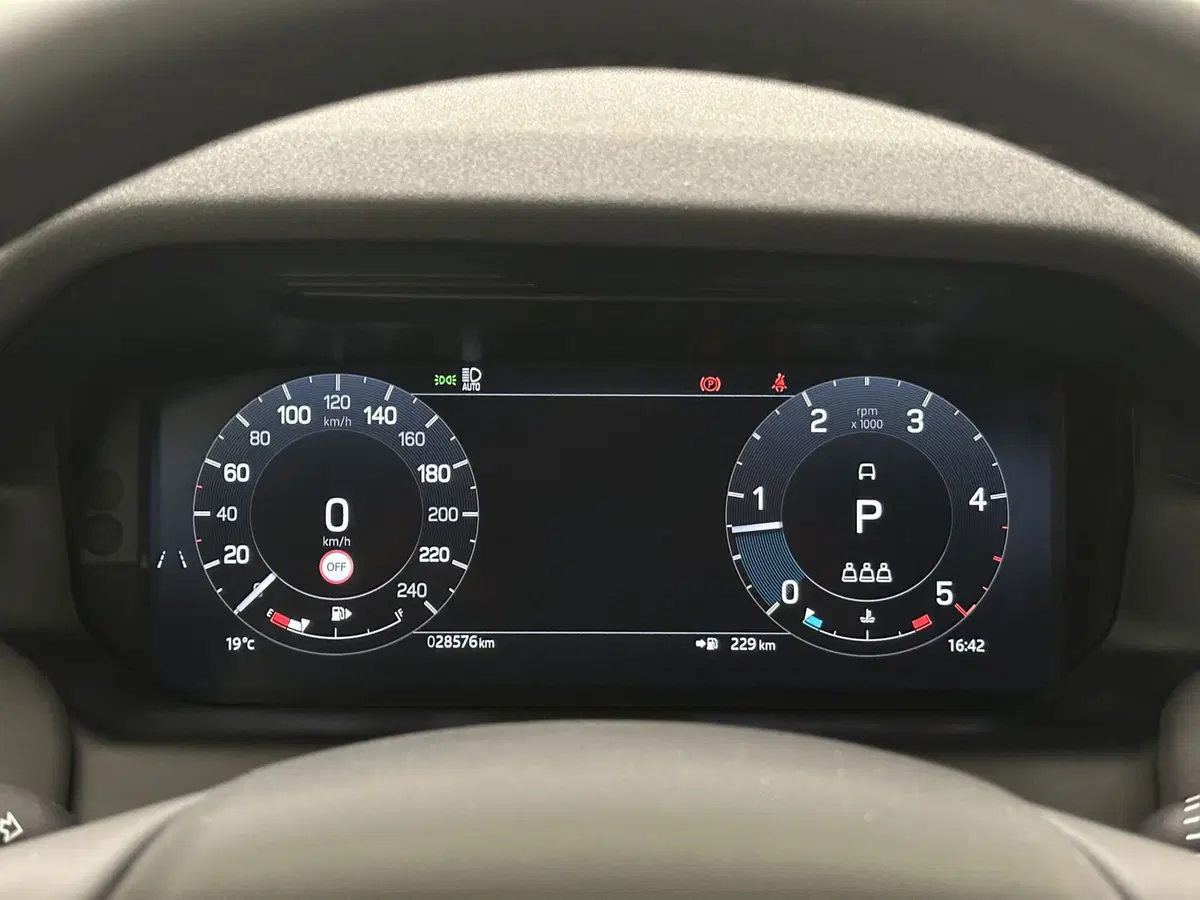 Land Rover Discovery Sport usata a Lodi (10)