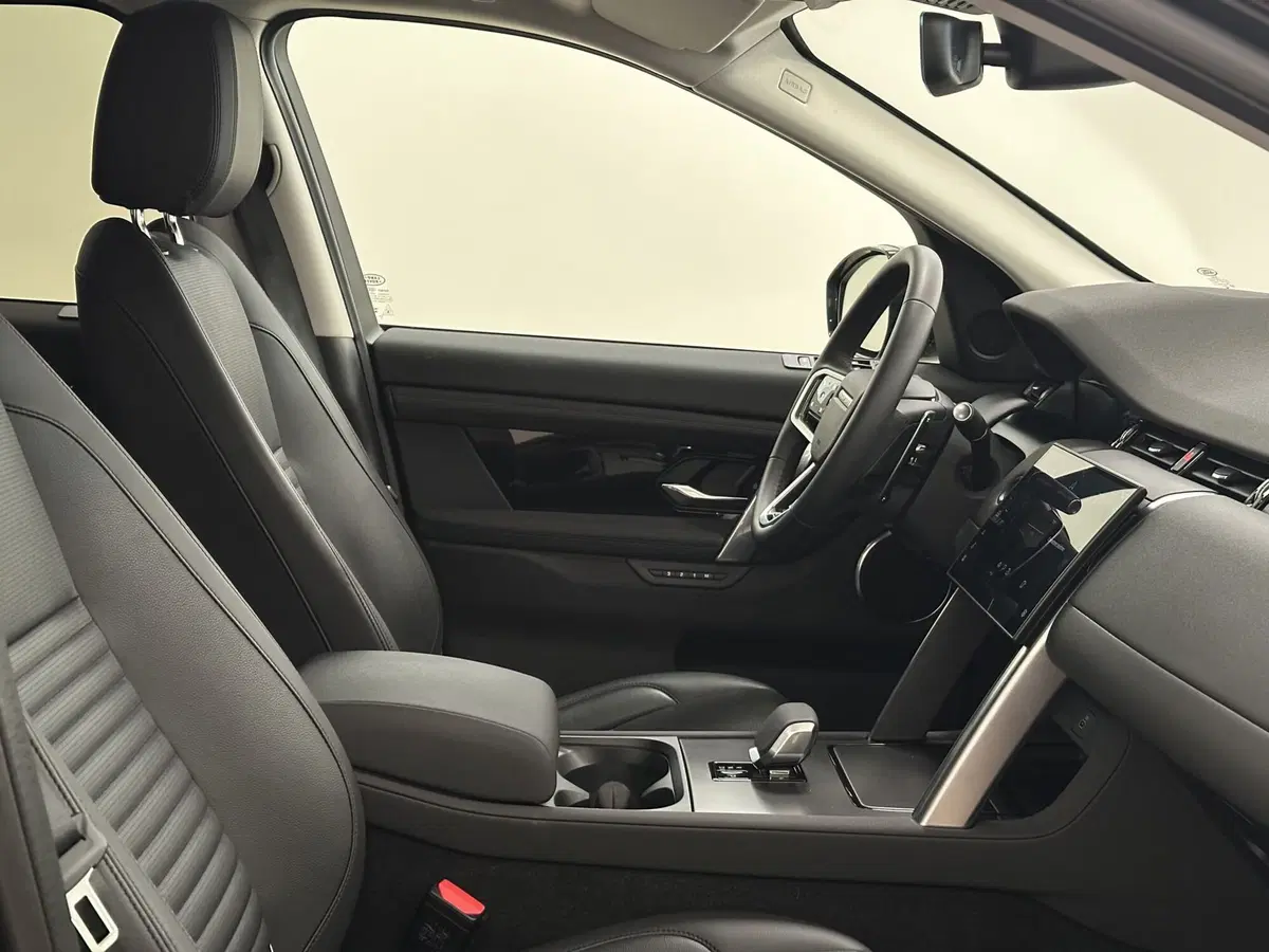 Land Rover Discovery Sport usata a Lodi (3)