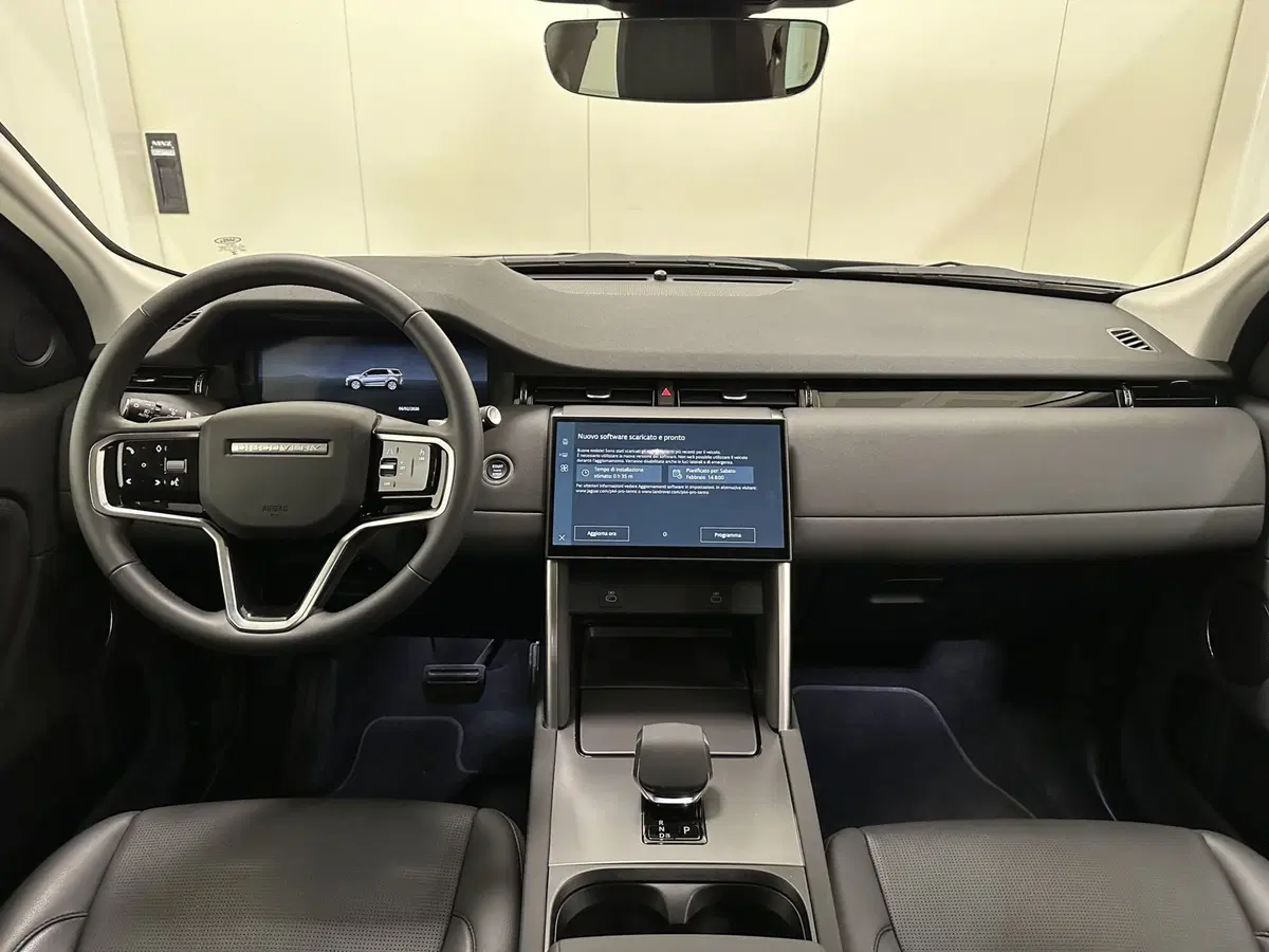 Land Rover Discovery Sport usata a Lodi (4)