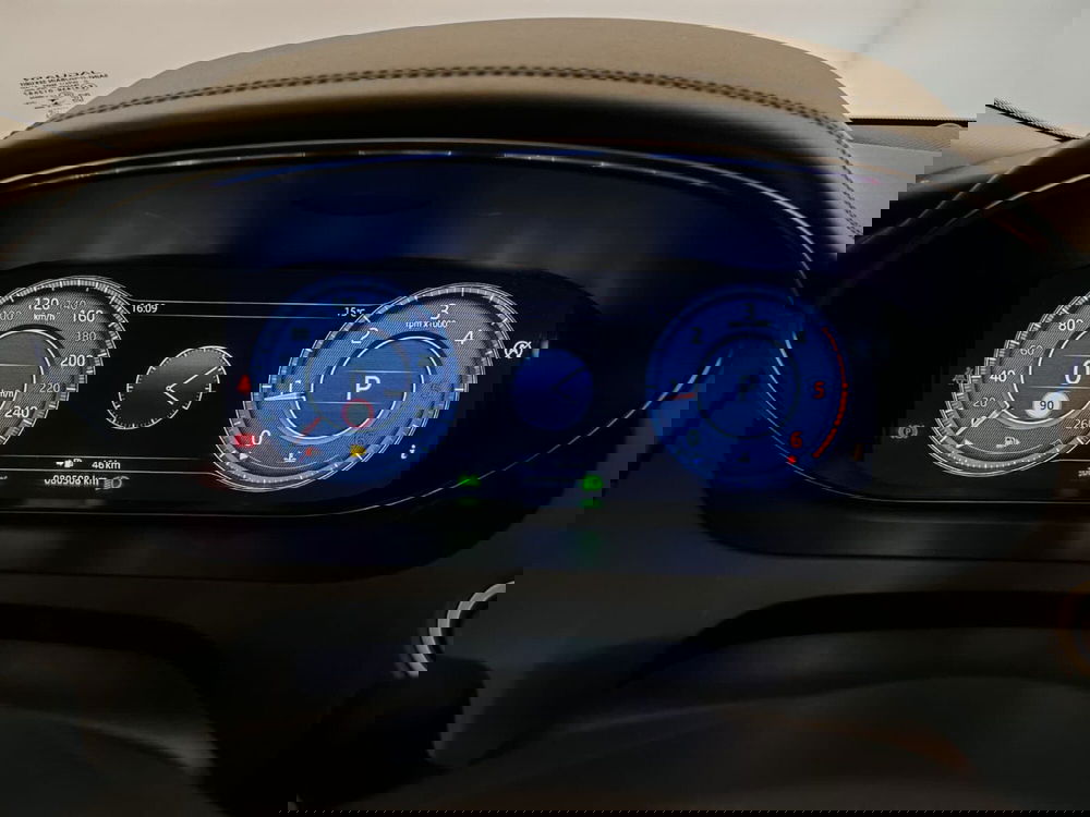 Jaguar E-Pace usata a Novara (10)