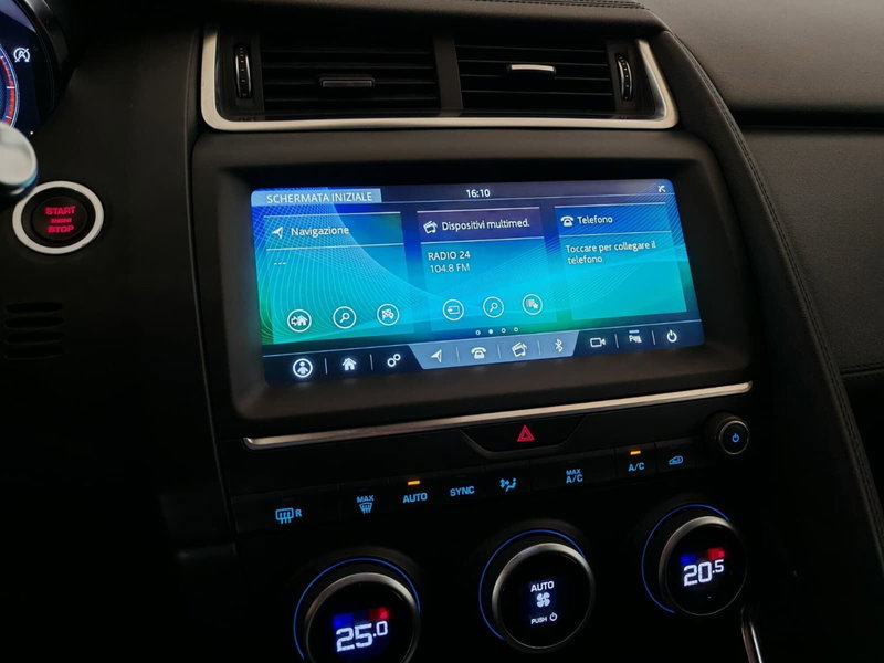 Jaguar E-Pace usata a Novara (11)