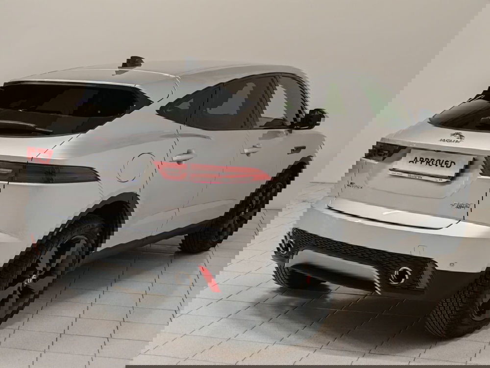 Jaguar E-Pace usata a Novara (2)