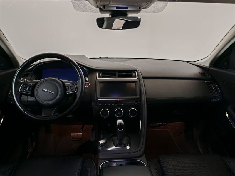 Jaguar E-Pace usata a Novara (4)