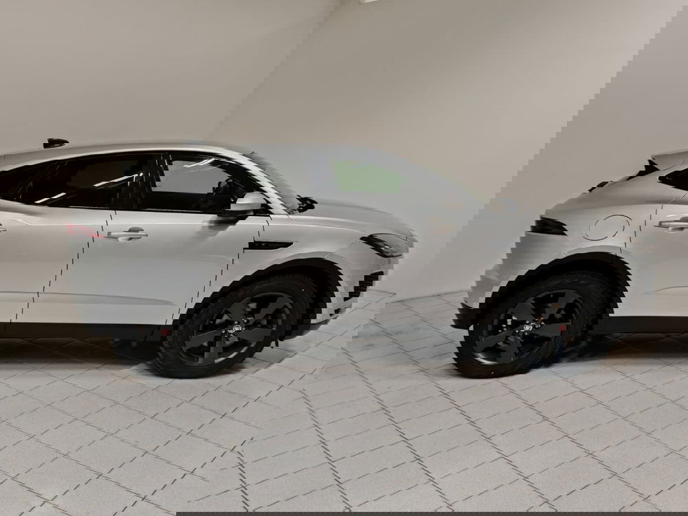 Jaguar E-Pace usata a Novara (6)