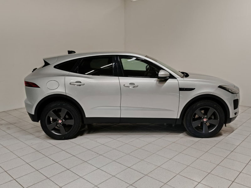 Jaguar E-Pace usata a Novara (6)