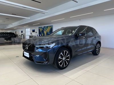 Volvo XC60 B4 (d) AWD automatico Ultimate Dark N1 del 2022 usata a Forli'