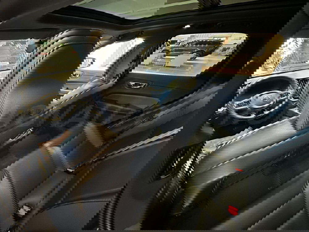 Volvo XC60 usata a Forlì-Cesena (12)