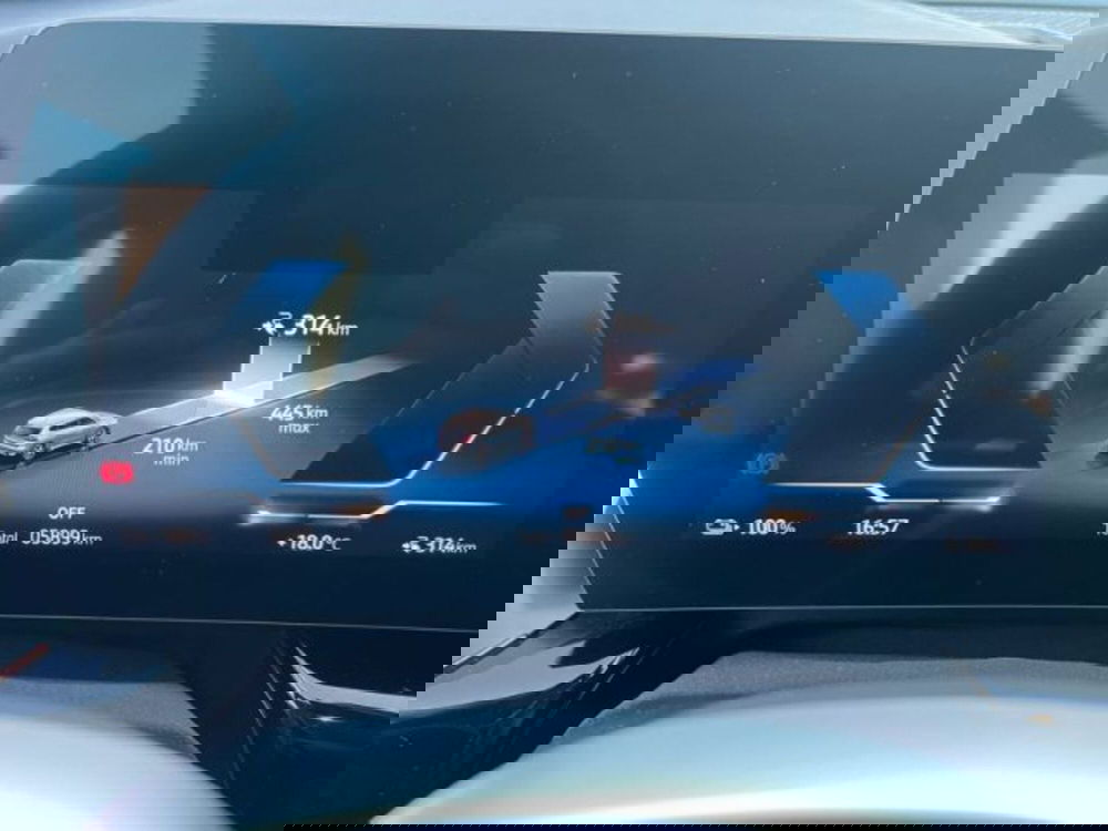 BMW iX1 usata a Lecce (13)