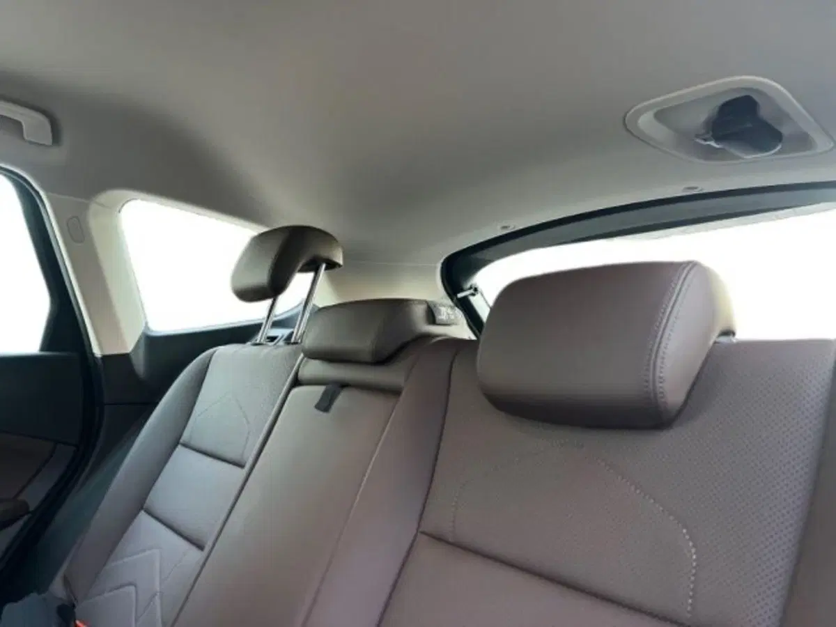 BMW iX1 usata a Lecce (15)