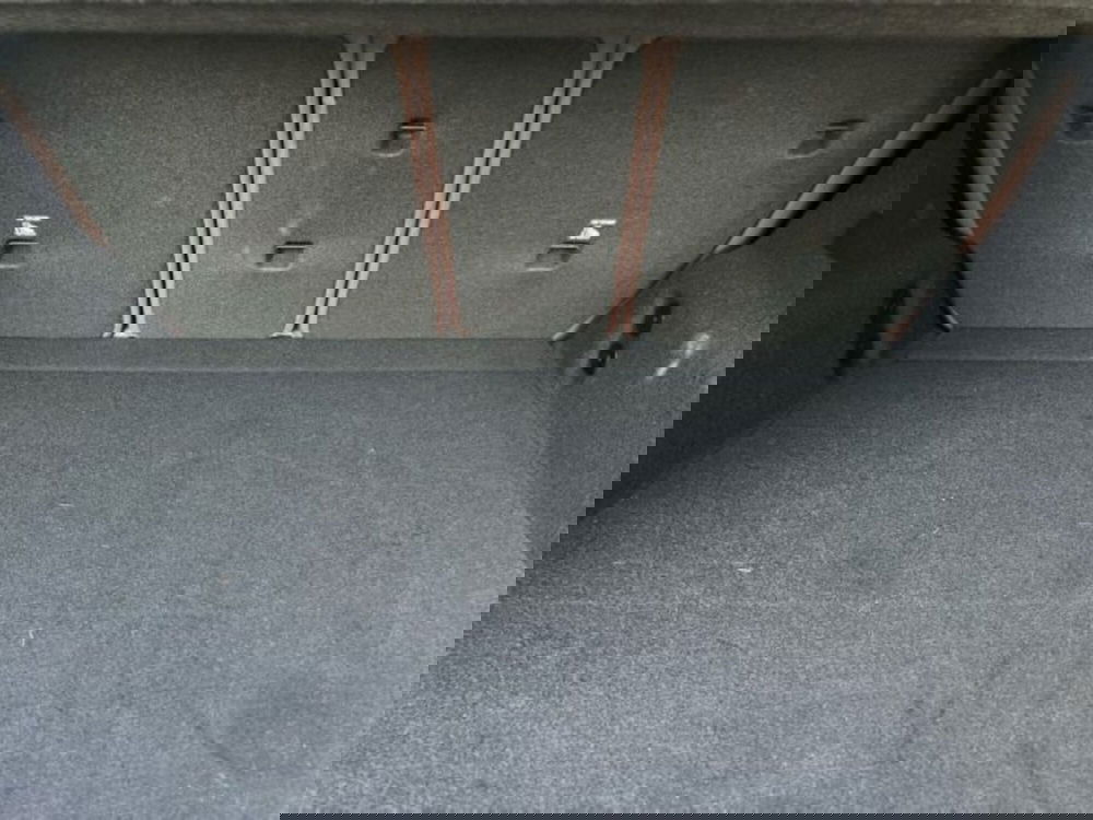 BMW iX1 usata a Lecce (16)