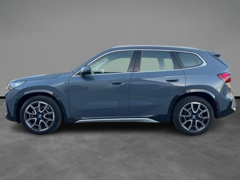 BMW iX1 usata a Lecce (2)