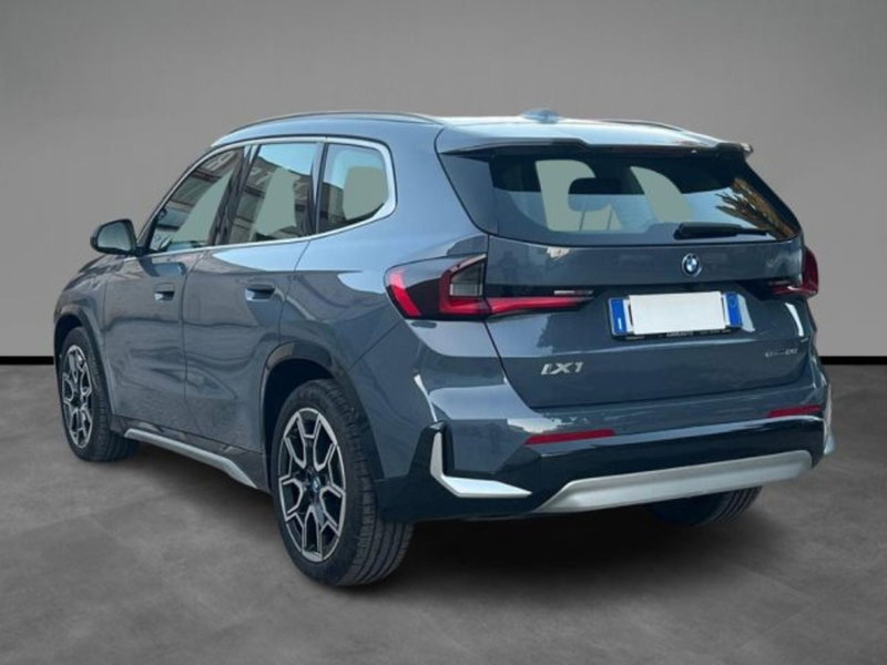 BMW iX1 usata a Lecce (3)