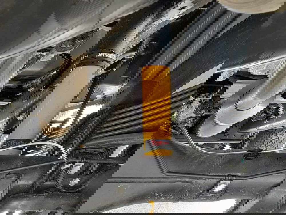 Toyota Hilux nuova a L'Aquila (10)