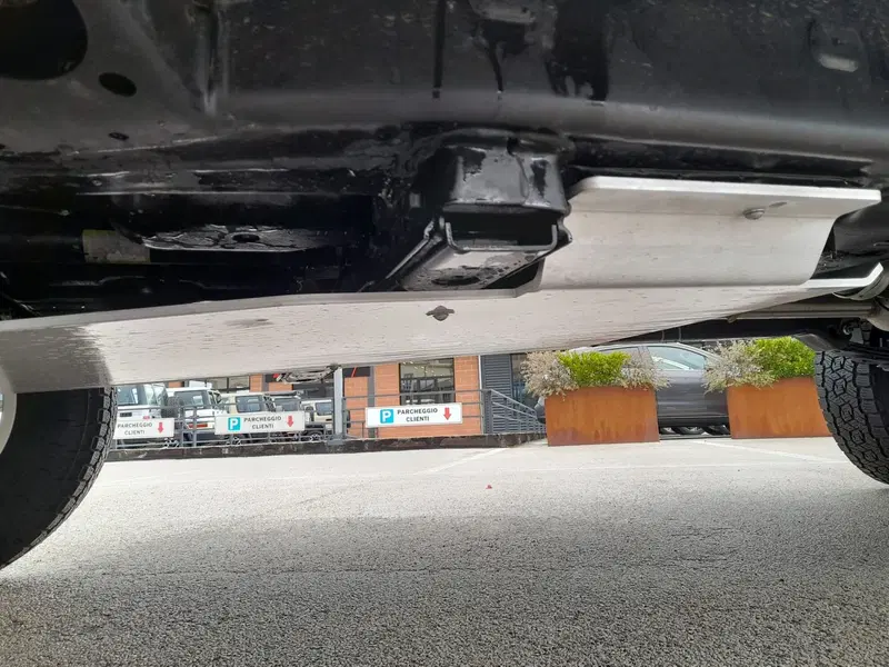 Toyota Hilux nuova a L'Aquila (8)