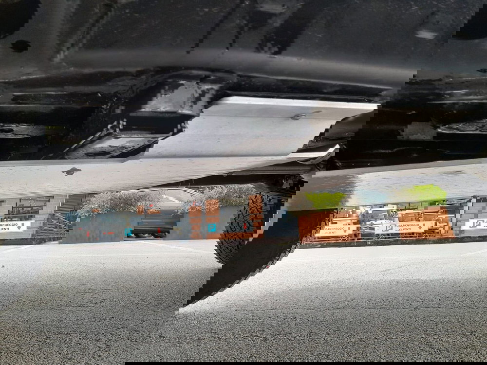 Toyota Hilux nuova a L'Aquila (8)