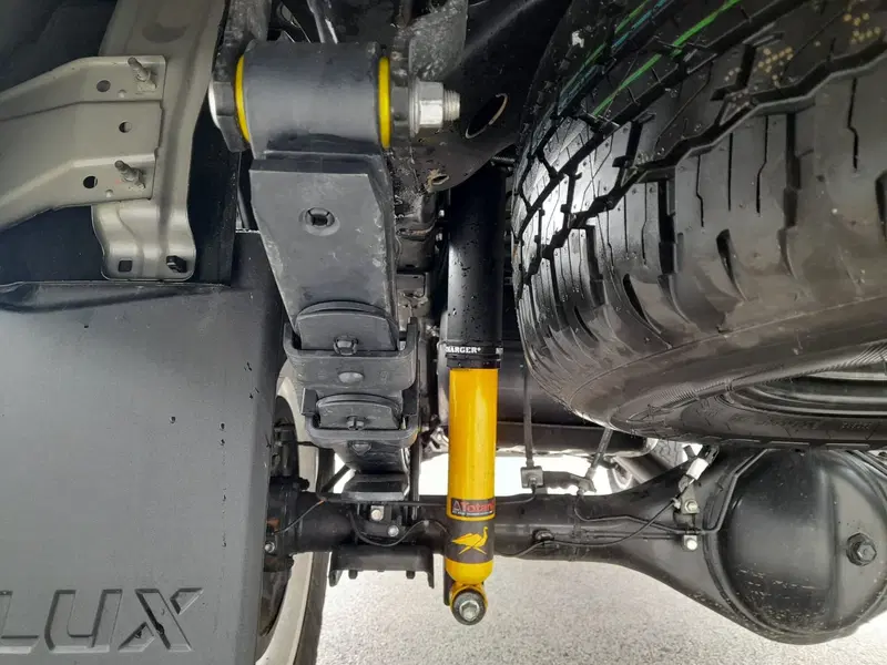 Toyota Hilux nuova a L'Aquila (9)