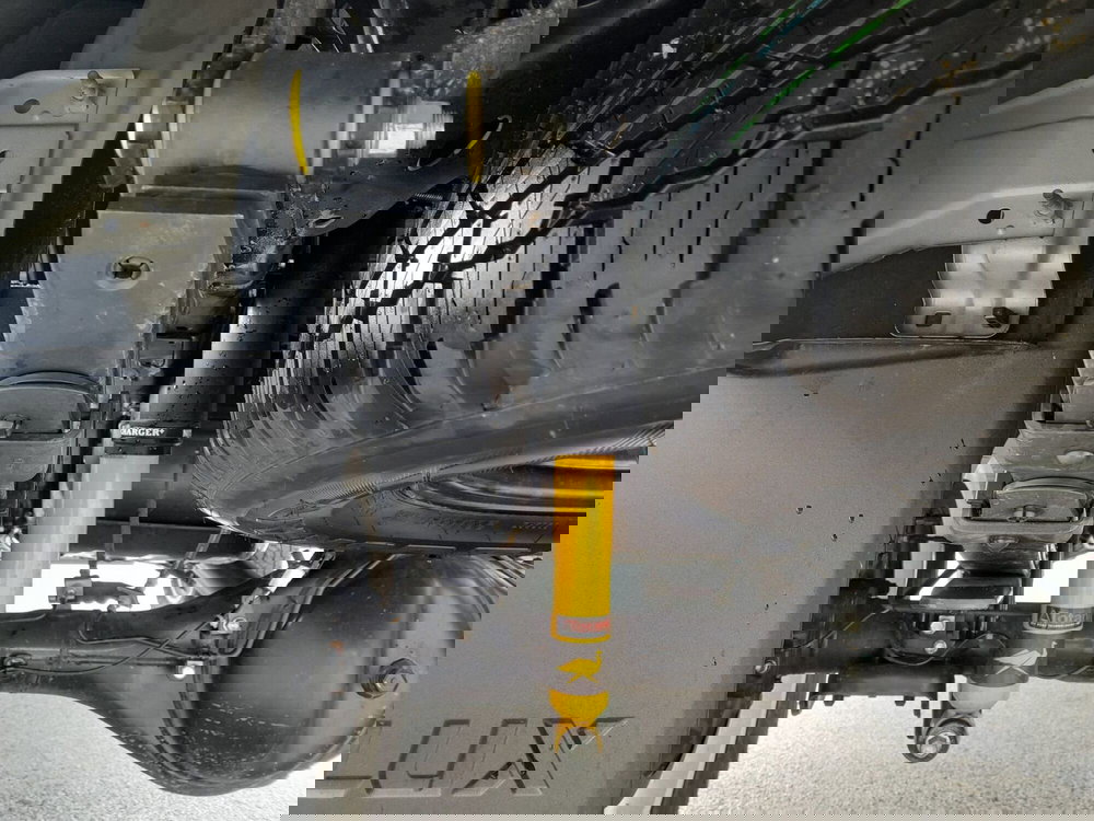 Toyota Hilux nuova a L'Aquila (9)