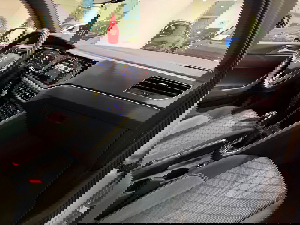 Volkswagen Taigo usata a Genova (13)