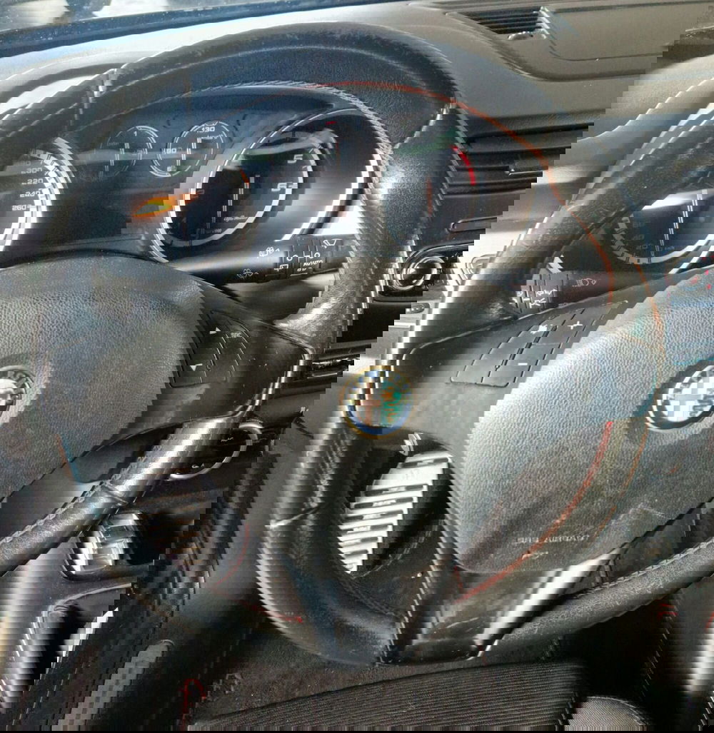 Alfa Romeo Giulietta usata a Terni (13)