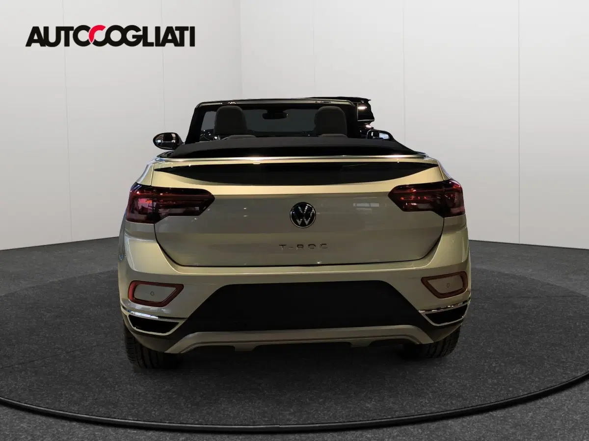 Volkswagen T-Roc Cabrio nuova a Lecco (5)