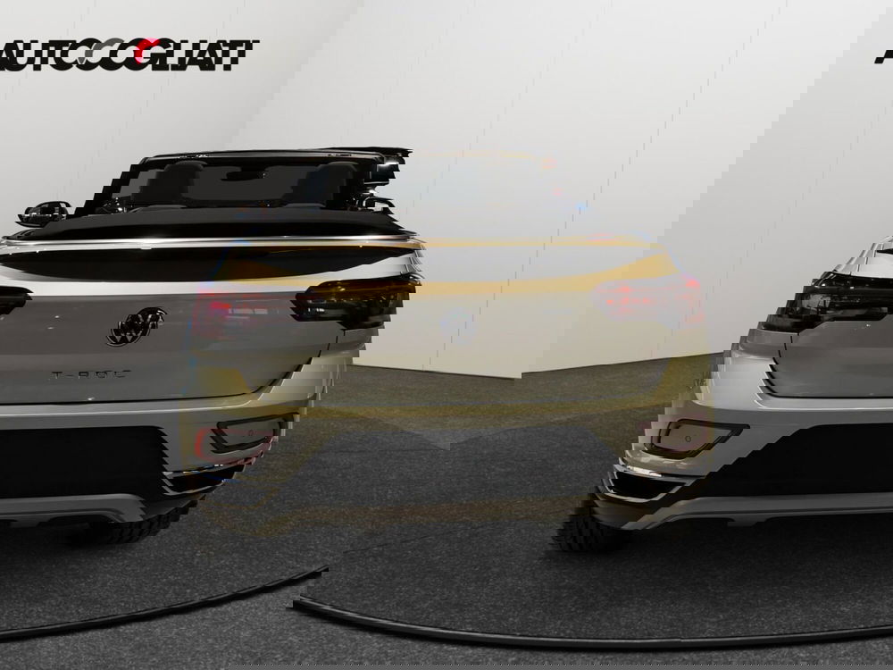 Volkswagen T-Roc Cabrio nuova a Lecco (5)