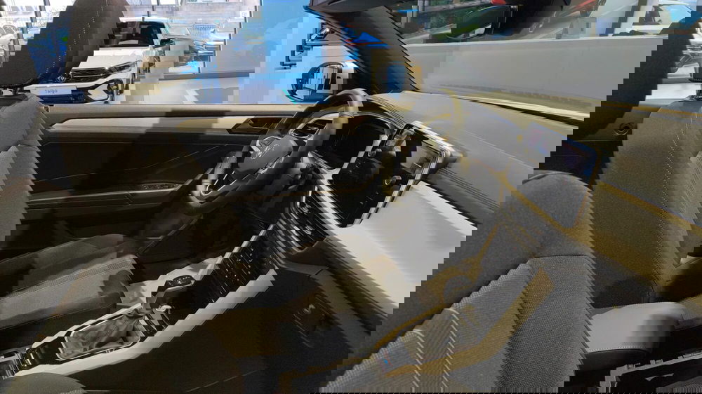 Volkswagen T-Roc Cabrio nuova a Lecco (7)