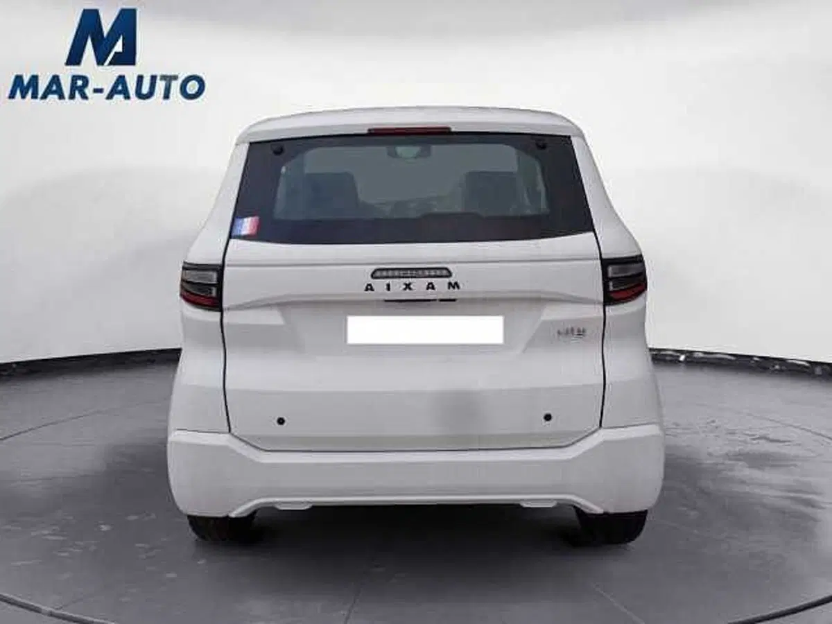 Aixam City 482 usata a Treviso (11)