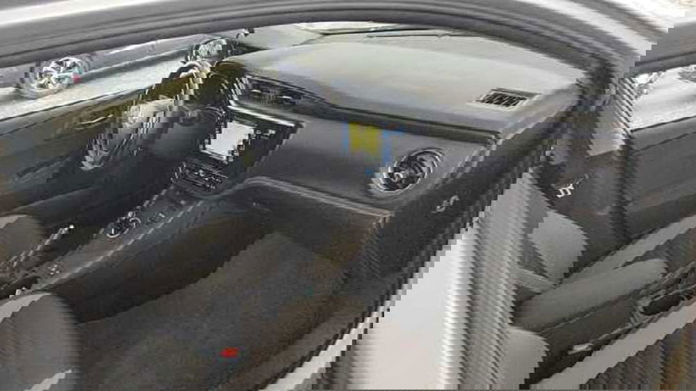 Toyota Auris usata a Firenze (11)