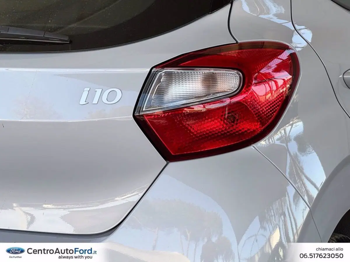 Hyundai i10 nuova a Roma (16)
