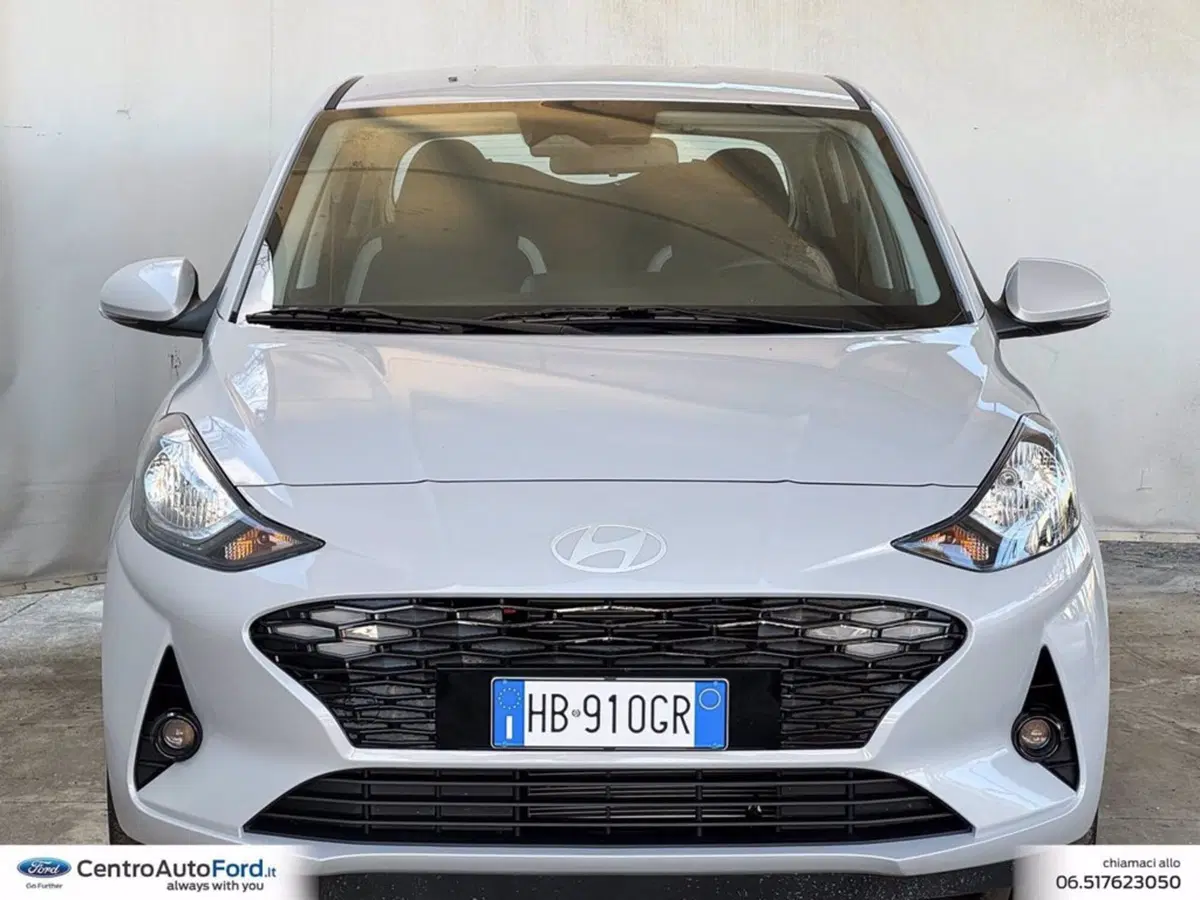 Hyundai i10 nuova a Roma (2)