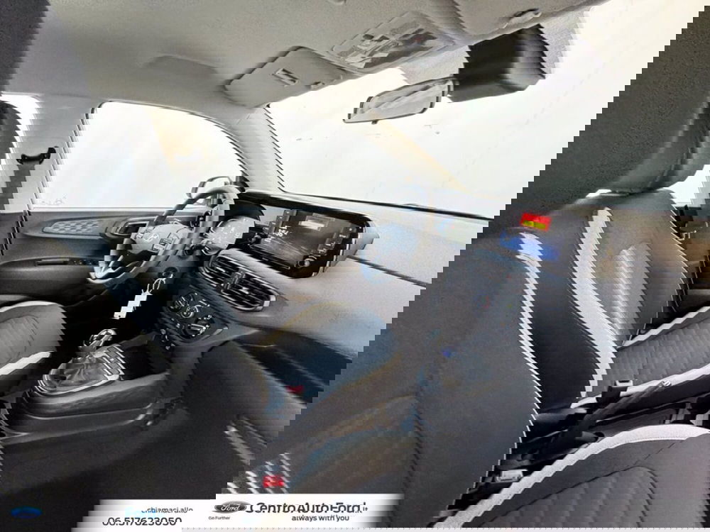 Hyundai i10 nuova a Roma (6)