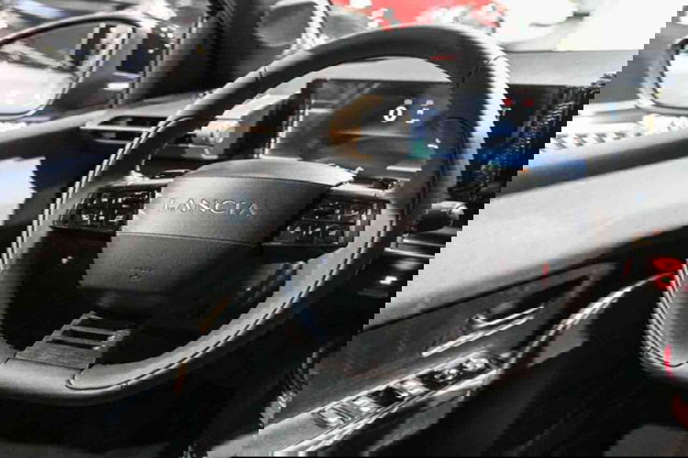 Lancia Ypsilon nuova a Torino (14)