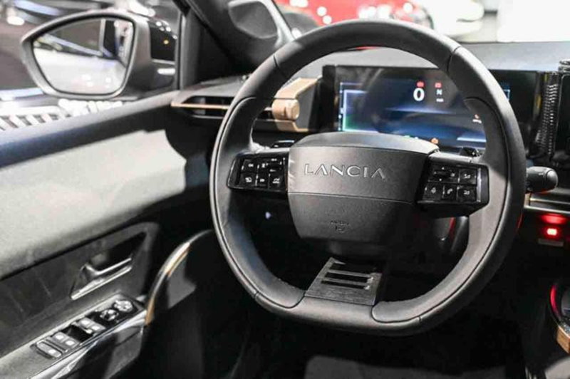 Lancia Ypsilon nuova a Torino (14)