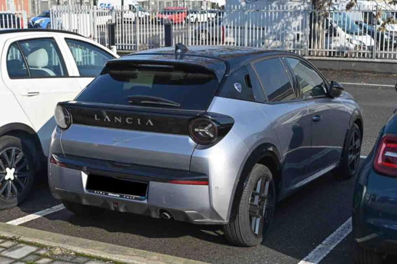 Lancia Ypsilon nuova a Torino (4)