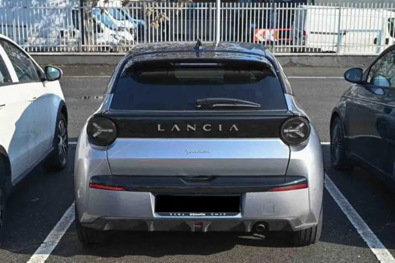 Lancia Ypsilon nuova a Torino (5)
