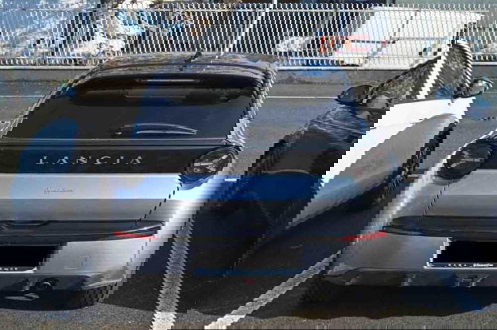 Lancia Ypsilon nuova a Torino (5)