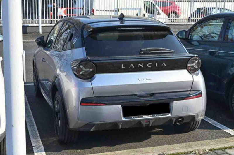 Lancia Ypsilon nuova a Torino (6)