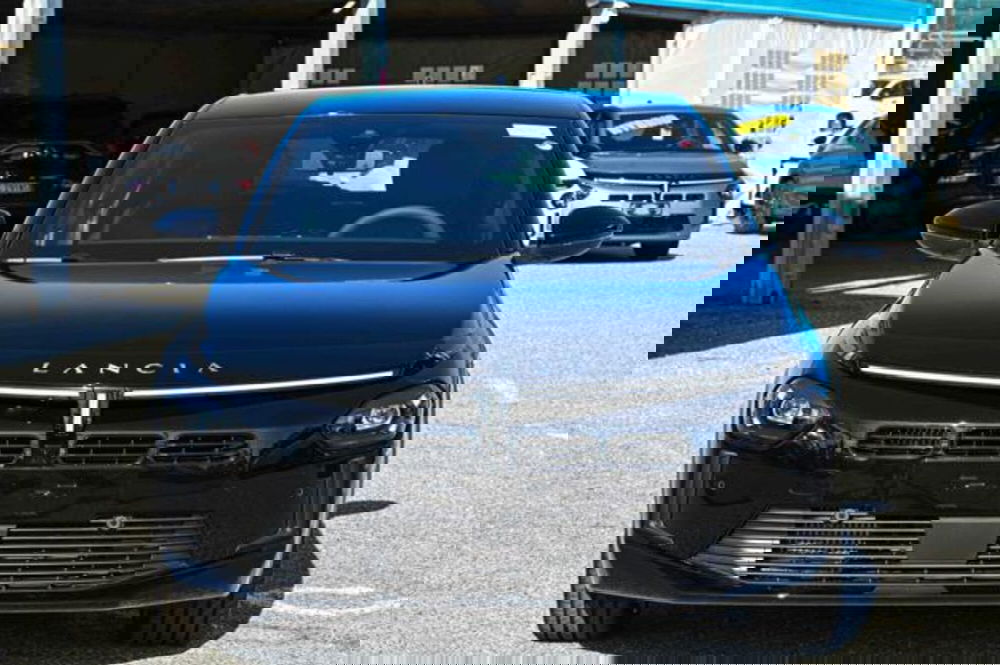 Lancia Ypsilon nuova a Torino (2)