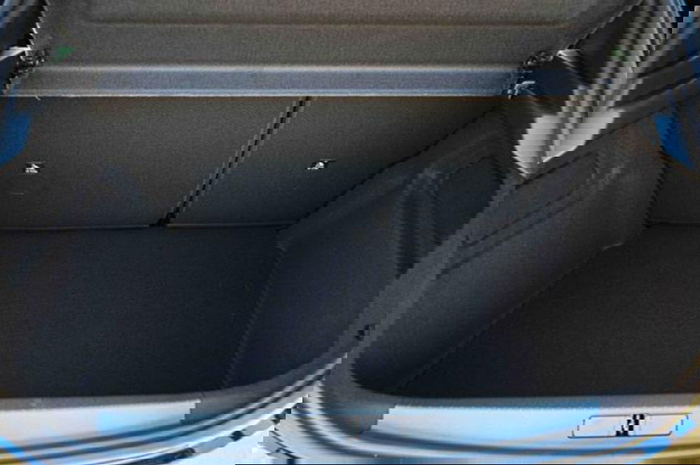 Lancia Ypsilon nuova a Torino (9)